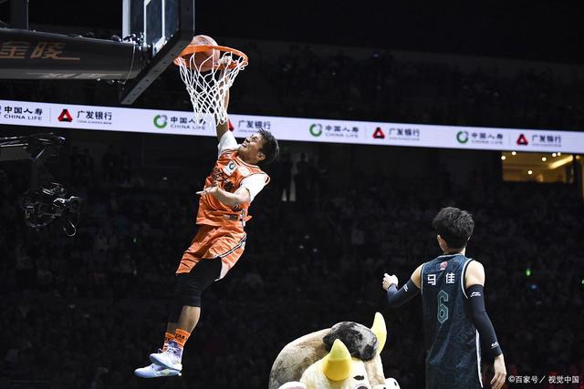 赛地聚焦——全明星赛转会期热度飙升，辽宁本钢门线救险，管理层满意，细节决定成败的简单介绍-开云体育app